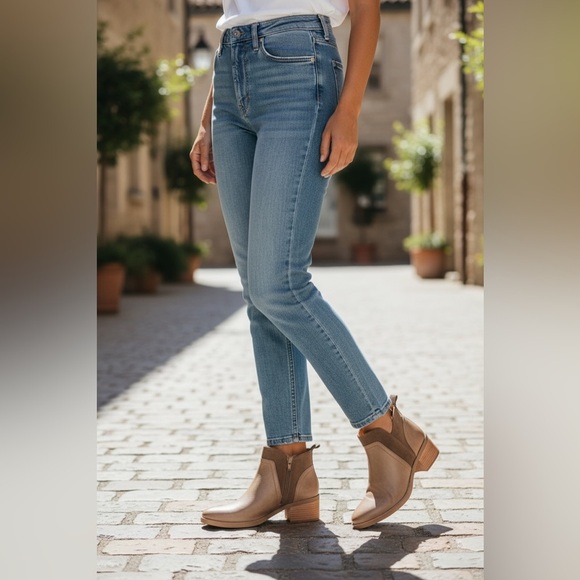 Korks Leather and Suede Zipper Booties Nude Tan Size 6.5 - Picture 14 of 14